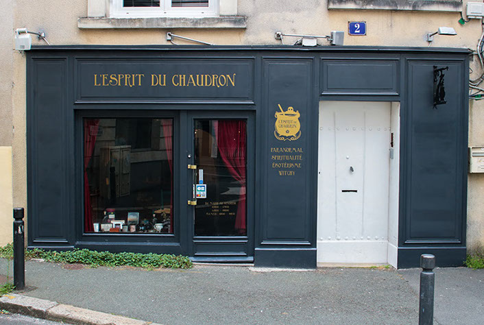 Castle, Puymartin, the believers, paranormal, documentary, documentaire, épisode, château, saison 1,